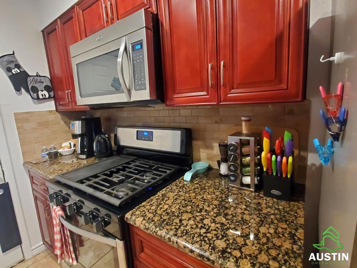 Austin Uncommon Room Rentals ภายนอก รูปภาพ